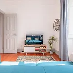 Portucale ! Deluxe 3 Bedroom In Arroios * Лиссабон