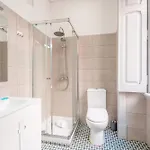 Portucale ! Deluxe 3 Bedroom In Arroios Лиссабон