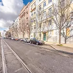Portucale ! Deluxe 3 Bedroom In Arroios * Лиссабон