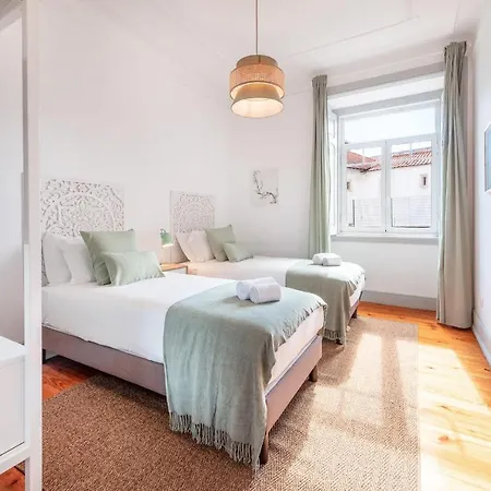 Portucale ! Deluxe 3 Bedroom In Arroios Lisbon