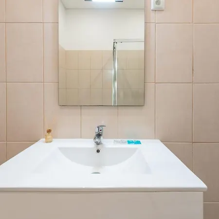 Apartment Portucale ! Deluxe 3 Bedroom In Arroios Lisbon