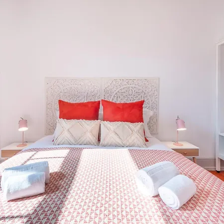 Portucale ! Deluxe 3 Bedroom In Arroios * Lisboa