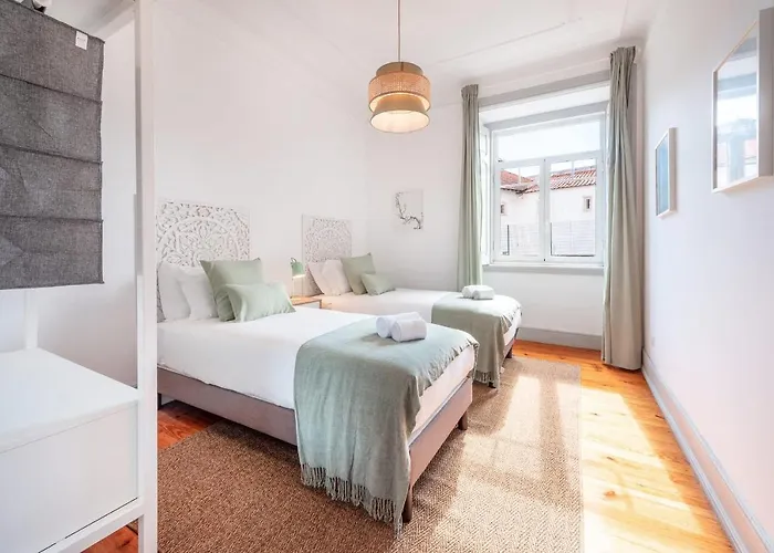 Portucale ! Deluxe 3 Bedroom In Arroios Lisboa