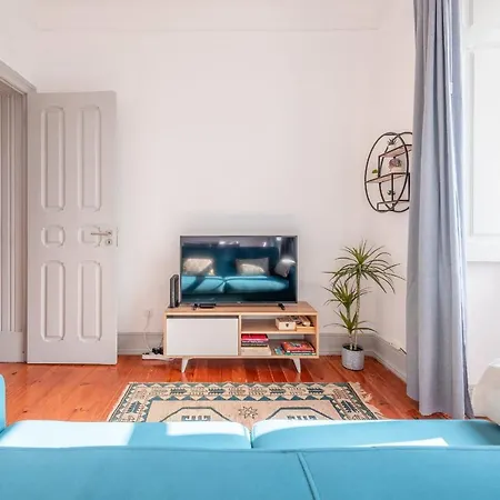 Portucale ! Deluxe 3 Bedroom In Arroios * Lisboa